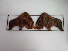 Vintage Relief String Metall