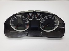 VW Passat 3BG - Tachometer Tacho Kombiinstrument 3B0920827 (04)
