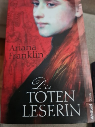 Die totenleserin roman ariana - roman,