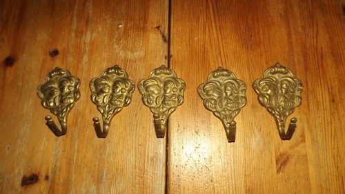 Kleiderhaken aus messing - kleiderhaken,