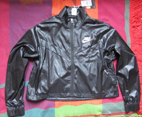 Nike sportswear woven - ❤️,