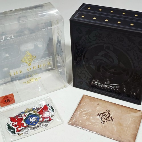Playstation collectors box - playstation,