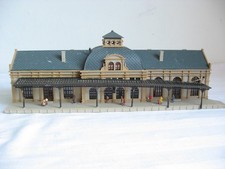 SM228* FALLER N Bahnhof Bonn gebaut