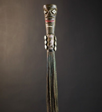 Afrikanische Stammesfliegen