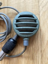 Seltenes, altes grünes Mikrofon aus Metall, Antiquität