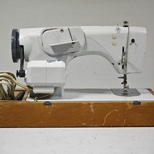 Riccar Nähmaschine -