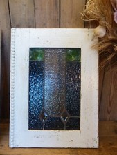 alte Bleiverglasung von Oma´s Küchenbuffet