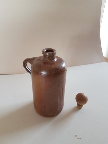 Tonkrug mit henkel und - mit,