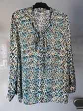 Uta Raasch - Bluse - Gr. 42 - Seide / Elastan - schöne Farben