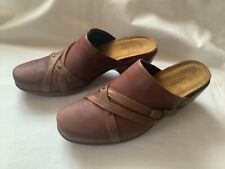 Sabots Clogs Naot neu Gr. 39 Leder rost braun Absatz 7 cm Zierschnallen 