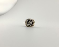 Pandora Moments sterling