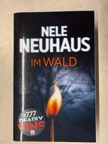 Nele neuhaus im wald - -,