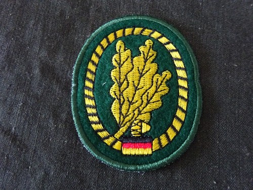 Barett abzeichen - barett,
