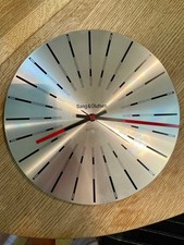 Bang & Olufsen BEOTIME Wanduhr