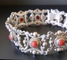 Antik-Schmuck Silber Armband mit  Koralle, Korallenarmband  Trachten- Armband 