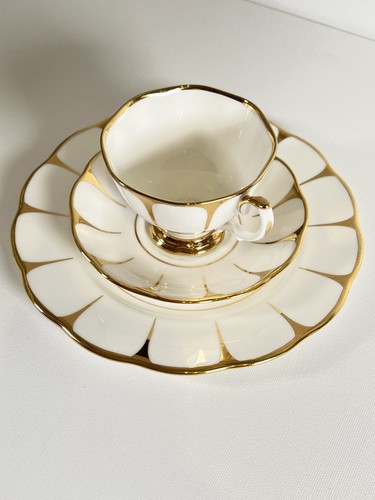 Royal vale bone china - vale,