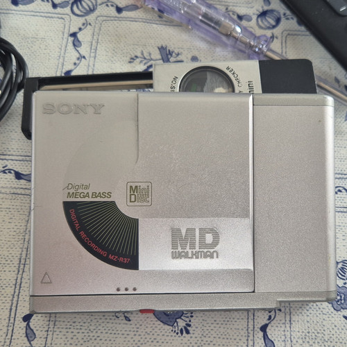 Sony walkman r37 - md,