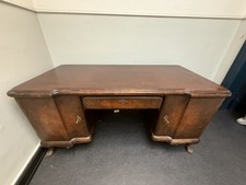 Antiker Schreibtisch aus Hamburg – ca. 150 Jahre alt, Einzelstück mit Geschichte