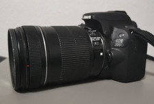 Canon EOS 200 D