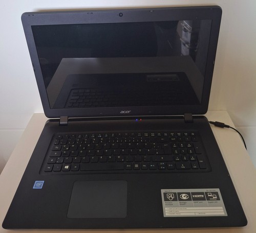 Acer aspire es17 - es1-732, c970