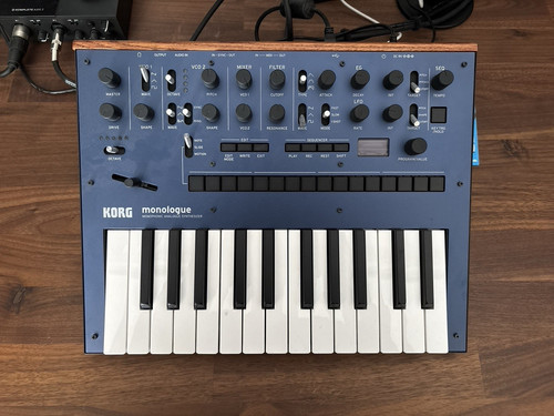 Korg monologue analoger