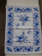 Malimo Geschirrtuch 50 x 38 cm im Blumenmuster blau weiß.  Gebraucht