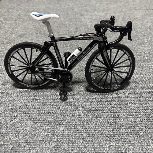 Schwarzes rennrad - schwarzes,