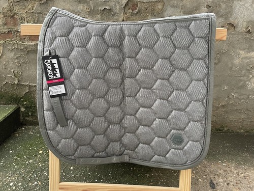 Eskadron schabracke dressur - schabracke,