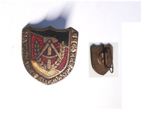 Ddr abzeichen fahnenschild - ddr, "fahnenschild"