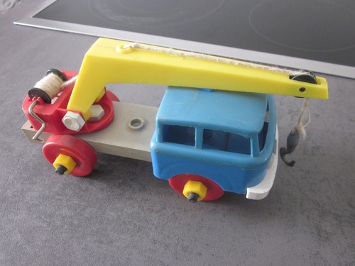 Alter lkw kranwagen kran - kranwagen, aus