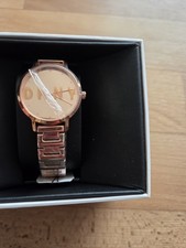 Wunderschöne Neue DKNY