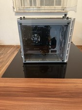 Gamer-PC zu verkaufen.