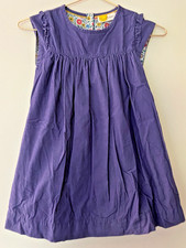 Mini Boden Mädchen Kleid Größe 122 Farbe lila aus Feincord mit Blumenfutter