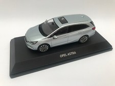 Opel Astra K SportsTourer Modellauto 1:43 diamantblau metallic