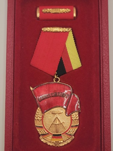 Ddr medaille orden - orden, der