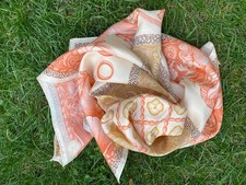 JOOP!  Wunderschönes 100% Seide Tuch Schal Handrolled 86 x 86 cm Super Qualität