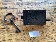 Uraltes Barock Kastenschloss