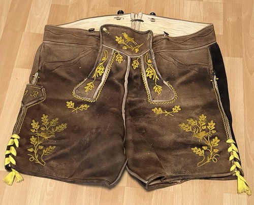 Hirschlederhose gelb gestickt