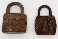 Vorhängeschloß 2er Set Original Schrott Antik Vintage Eisen