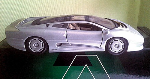Jaguar 220 silber - jaguar,