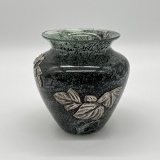Glas Vase mit floraler Metall