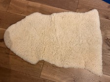 Lammfell 85x50 cm Medizinies Babylamm Fell