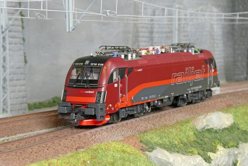 Lok 1216 016 - e--6, "railjet"