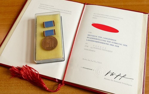 Ddr medaille für langjährige - medaille,