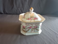 MEANDER BV Deckeldose Porzellan Handbemalt