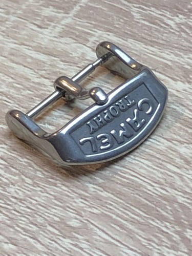 Trophy logo - /,