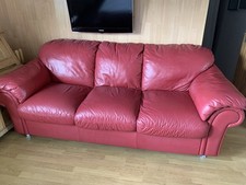 Schöne rote 3-Sitzer Couch