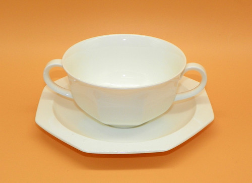 Suppentasse mit untertasse - untertasse, von