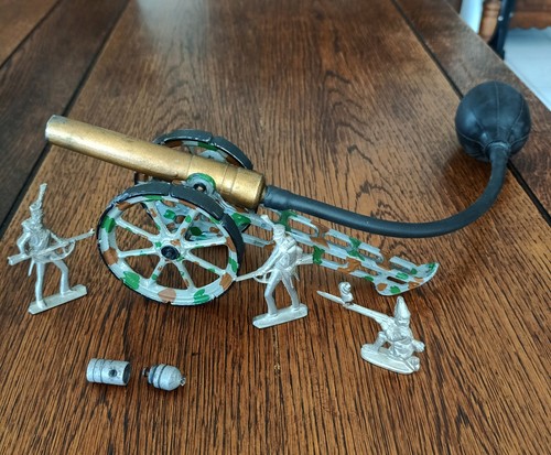 Antike druckluft kanone - antike,