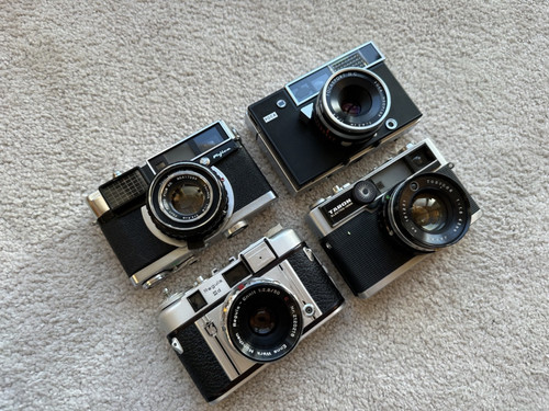 Rangefinder 35mm film camera - film,